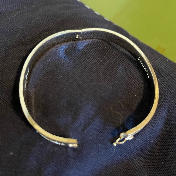 Stella & Dot engraved bangle - Picture 3 of 10